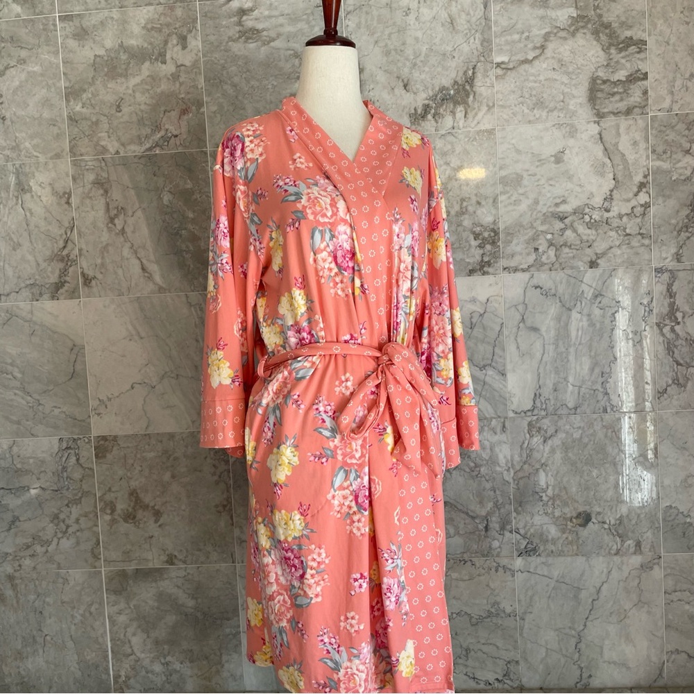 Flora Nikrooz Floral Robe - Picture 2 of 8